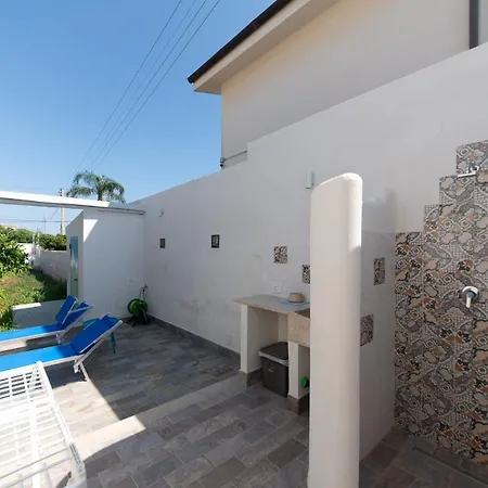 Villa A Pochi Passi Dal Mare